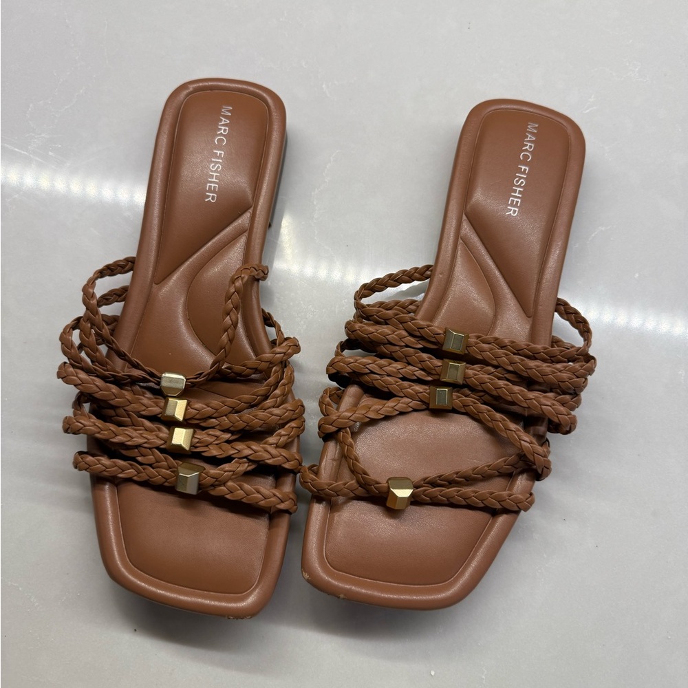 Marc Fisher Lelina NWOT Women's Brown Sandal